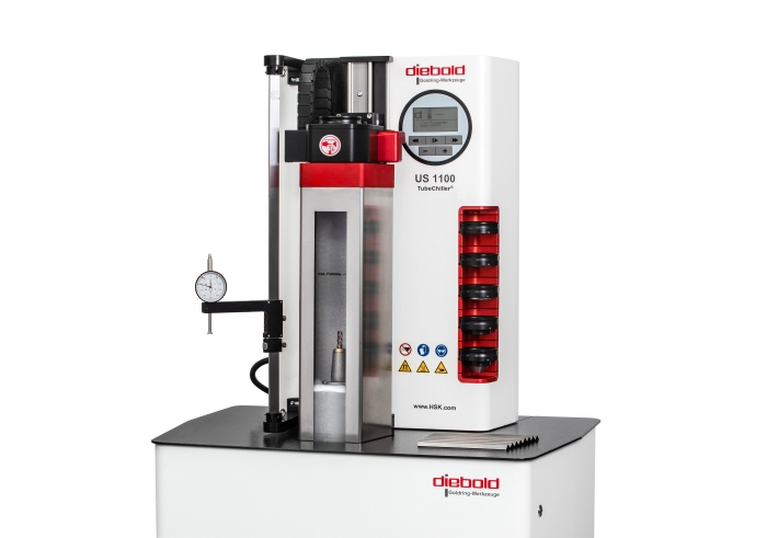 借助“TubeChiller”，Diebold提供了全自动解决方案，以实现刀柄的最佳热缩和自动冷却